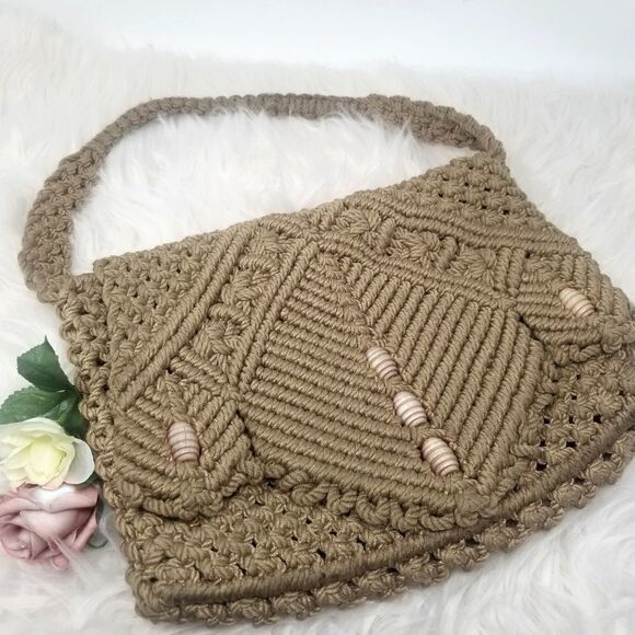 Handmade Macrame Bag with Wooden Beads. - Picture 1 of 8
